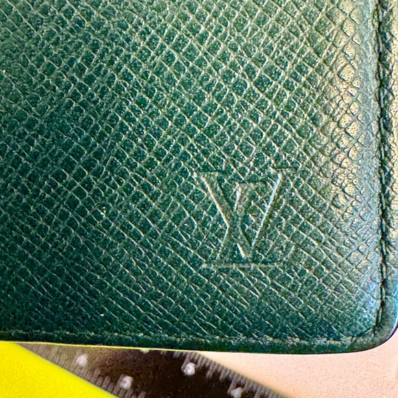Louis Vuitton Green Taiga Wallet - Picture 10 of 16